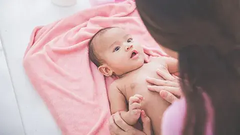 Komunikasi Bayi Bahasa dan Pendengaran