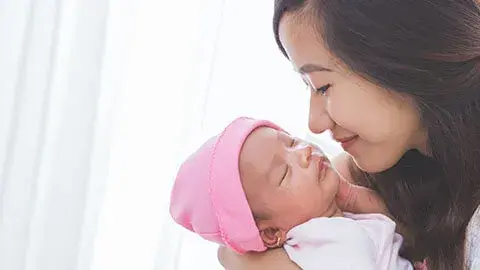 Stimulasi untuk Mendukung Perkembangan Si Kecil Di Masa Awal Kelahiran